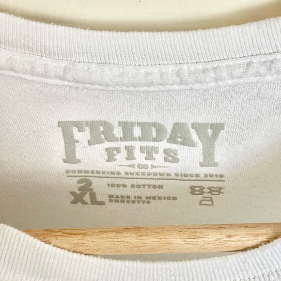 RARE Friday Beers Tony Soprano Bathrobe “Almost Friday” White T Shirt Men’s XXL - Picture 9 of 9